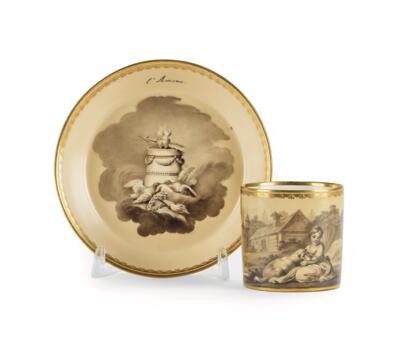 A Cup (“l’Innoncence”) with a Saucer (“l’Amour”), Imperial Porcelain Manufactory, Vienna 1802/03, Sorgenthal Period, - Nábytek, starožitnosti, sklo a porcelán