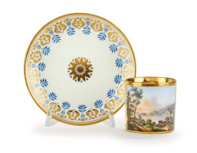 A Veduta Cup with a Saucer (“Le Lac du Perouse”), Imperial Porcelain Manufactory, Vienna 1807, - Nábytek, starožitnosti, sklo a porcelán