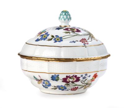 A Covered Tureen with ‘Bienenmuster’ Decor, Meissen 1740-50 - Furniture, Works of Art, Glass & Porcelain