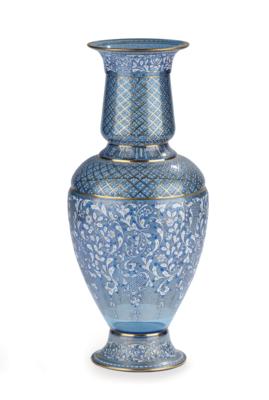 A Large Vase, J. & L. Lobmeyr, Vienna, - Nábytek, starožitnosti, sklo a porcelán