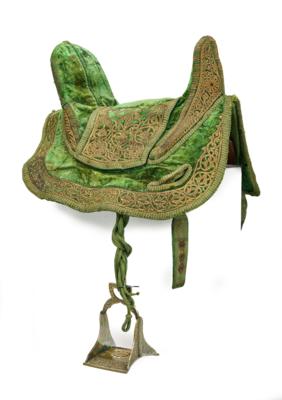 A Magnificent Saddle from the Moroccan Sultanate c. 1800-1870, - Furniture, Works of Art, Glass & Porcelain