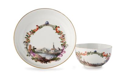 A Cup with a Saucer with Landscapes, Meissen Mid-18th Century - Nábytek, starožitnosti, sklo a porcelán