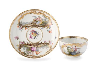 A Cup and a Saucer with Watteau Scenes and Hunting Motifs, Attributed to Johann Benjamin Wenzel, Meissen c. 1745 - Mobili e anitiquariato, vetri e porcellane