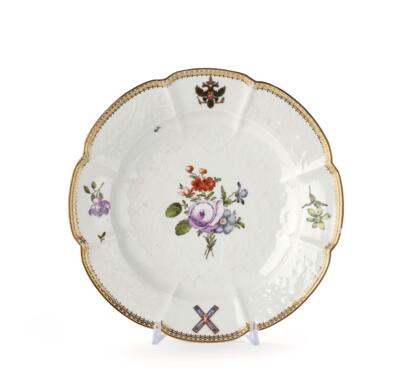 A Plate from the St Andrew Service for Catherine II, Meissen 1740-1760 - Nábytek, starožitnosti, sklo a porcelán