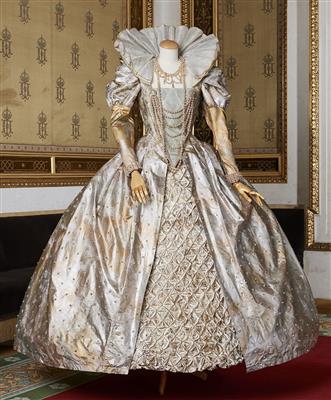 COSTUME ELISABETH I (»ROBERTO DEVEREUX« - GAETANO DONIZETTI) - Costume Treasures of the Vienna State Opera