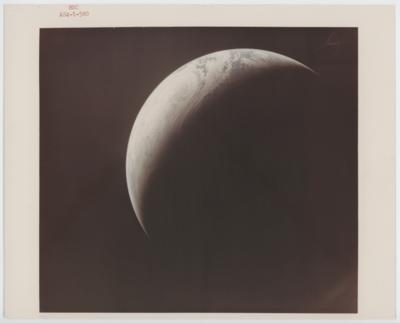 NASA (Apollo 4) - The Beauty of Space - Iconic Photographs of Early NASA Missions