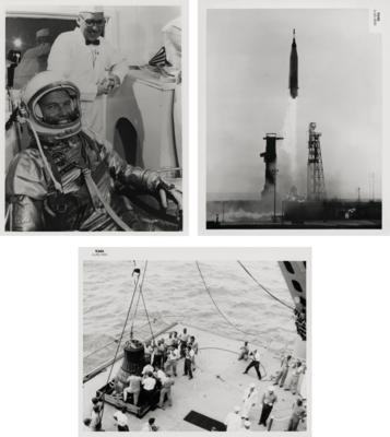NASA (Mercury Atlas 9) - The Beauty of Space - Iconic Photographs of Early NASA Missions