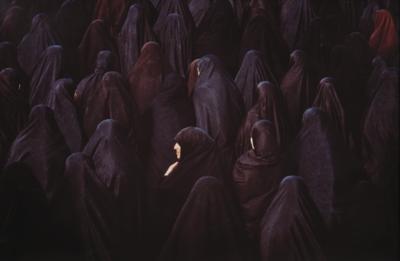 Shirin Neshat - Zeitgenössische Kunst II
