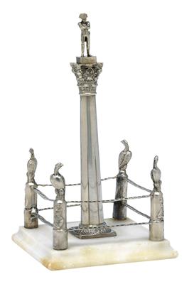 Miniature monument to Napoleon I, - Casa Imperiale e oggetti d'epoca