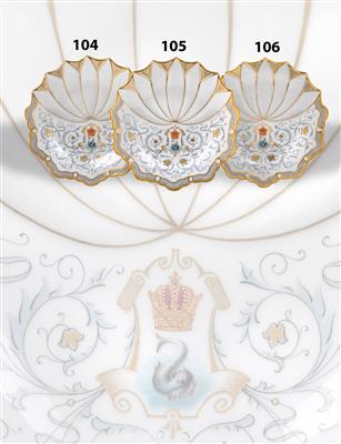 Empress Elisabeth of Austria – porcelain plate from a table service from the Achilleion in Corfu, - Rekvizity z císařského dvora