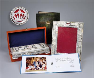 King Hussein I of Jordan (1935-1999) – gift casket, gift photo frame and gift portfolio, - Casa Imperiale e oggetti d'epoca