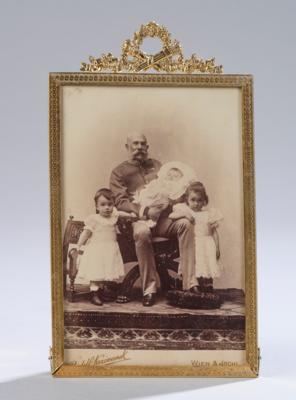 Emperor Francis Joseph I with grandchildren, - Rekvizity z císařského dvora