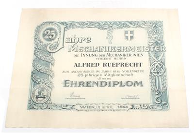 A collection of world exhibition and other exhibition certificates - Strumenti scientifici e globi d'epoca