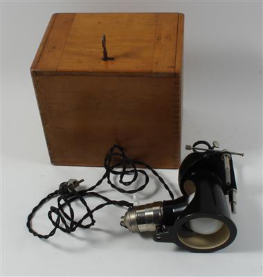 Beleuchtungsapparat von Carl Reichert - Historische wissenschaftliche Instrumente, Modelle und Globen, Fotoapparate