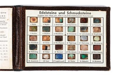 A c. 1950 Collection of Gemstones and Jewellery Stones - Historische wissenschaftliche Instrumente und Globen - Klassische Fotoapparate und Zubehör