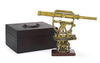 A c. 1820 English Theodolite - Historické vědecké přístroje, globusy a fotoaparáty