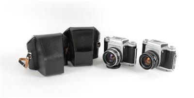 2 Pentacon Six TL cameras - Strumenti scientifici, globi d'epoca e macchine fotografiche