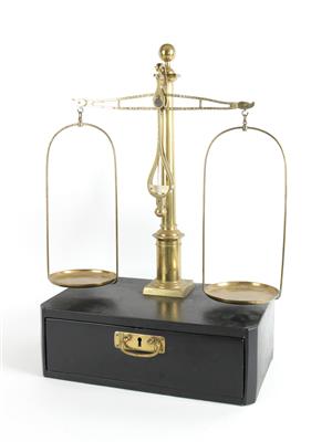 Apothecary Scales - Antique Scientific Instruments, Globes and Cameras