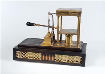 A hydraulic Press Model - Antique Scientific Instruments, Globes and Cameras