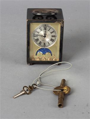 Schweizer Silber Reiseuhr mit Mondphase - Uhren, Technik und Kuriositäten - Sammlung Spielautomaten