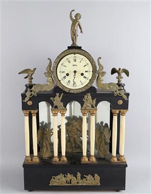 Kommodenuhr im Empirestil - Clocks, Science, and Curiosities including a Collection of glasses