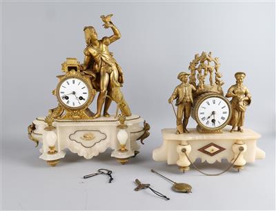 Konvolut: 2 Historismus Kaminuhren - Clocks, Science, and Curiosities including a Collection of glasses