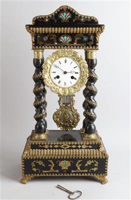 Napoleon III Portikusuhr - Clocks, Science, and Curiosities including a Collection of glasses