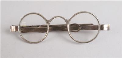 Silberbrille um 1840 - Uhren, Technik, Kuriositäten & eine Sammlung historischer Brillen