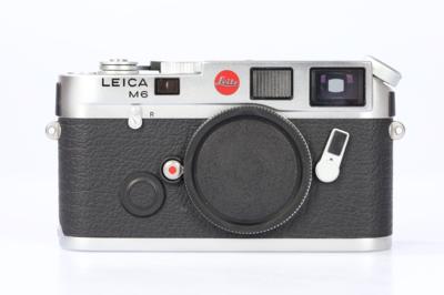 Leica M6 - Hodiny, technologie a kuriozity