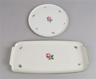Augarten - 1 Gugelhupfplatte, 1 Sandwichplatte, - Decorative Porcelain and Silverware