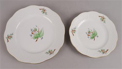 Herend - 6 Vorspeisenteller Dm. 20,5 cm, 11 Dessertteller Dm. 16,5 cm, - Decorative Porcelain & Silverware