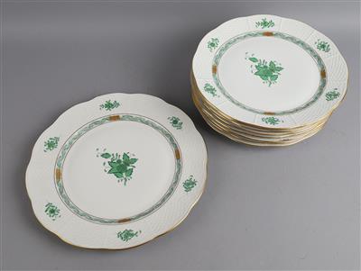 Herend - 8 Speise-, 1 Platzteller, - Dekorativní porcelán a stříbro