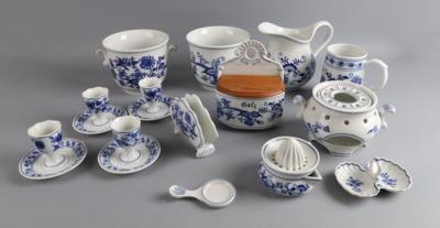 Dubi Zwiebelmuster Serviceteile: - Decorative Porcelain & Silverware