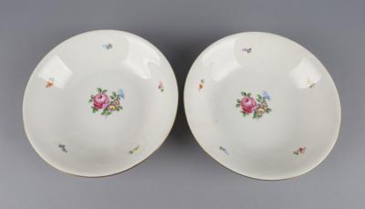 Augarten - 2 Salatschüsseln Dm. 24 cm: - Decorative Porcelain and Silverware