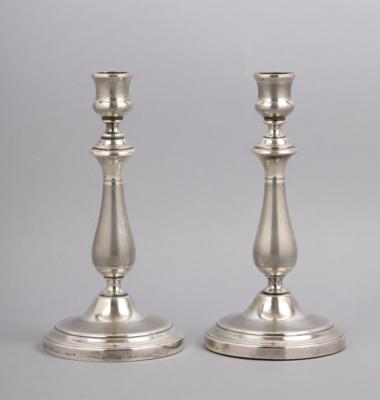 Christofle, Frankreich - Paar Kerzenleuchter, - Decorative Porcelain & Silverware