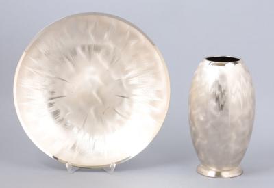 WMF-Ikora Platte und Vase, - Decorative Porcelain & Silverware