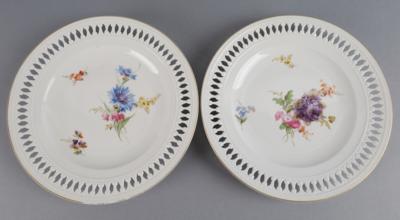 Meissen - 2 Teller, - Decorative Porcelain & Silverware