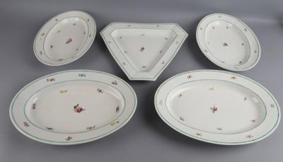 4 ovale Platten, 1 dreieckige Schüssel, kaiserl. Manufaktur, Wien 1803, 1842/46, - Starožitnosti
