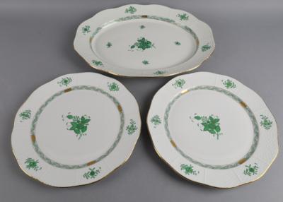 Herend Platten: - Decorative Porcelain and Silverware