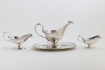 Drei Saucieren, - Decorative Porcelain & Silverware