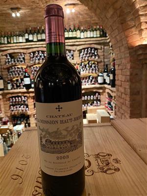 2003 Château La Mission Haut-Brion Cru Classé de Graves Pessac-Leognan - Die große Dorotheum Weinauktion powered by Falstaff