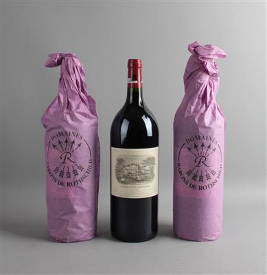 1995 Château Lafite-Rothschild Premier Grand Cru Classé, Pauillac, Bordeaux, 3 Magnum Flaschen - Die große Oster-Weinauktion powered by Falstaff