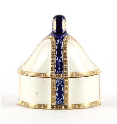 Covered box, Ernst Wahliss, Turn-Vienna, c. 1910/12, - Jugendstil and 20th Century Arts and Crafts