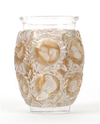 Vase "Bagatelle", René Lalique, Wingen-sur-Moder, designed on 5 June 1939, - Secese a umění 20. století