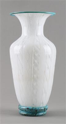 Vase, Entwurf und Ausführung: Toso, Vetri d' Arte, Murano, um 1950/60, - Jugendstil und Kunsthandwerk des 20. Jahrhunderts