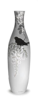 A large vase with bird motif and blossoming branches, decoration by Anna Smidth, Copenhagen, c. 1898 - Jugendstil e arte applicata del XX secolo