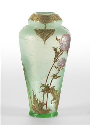 A vase with thistles, Daum, Nancy, c. 1895 - Jugendstil e arte applicata del XX secolo