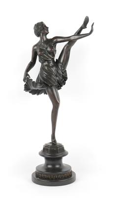 Tänzerin "High Kick", spätere Ausführung des Entwurfes von Bruno Zach - Jugendstil und Kunsthandwerk des 20. Jahrhunderts