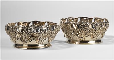 zwei vergoldete Silberkörbe mit durchbrochen gearbeiteten floralen Motiven, Fa. C. Frey und Söhne, Breslau, um 1900 - Jugendstil e arte applicata del XX secolo