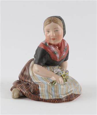 Amager-Mädchen mit Blumenstrauß, Personifizierung der Insel Faro, Modellnummer 12416, Royal Copenhagen, Dänemark - Secese a umění 20. století